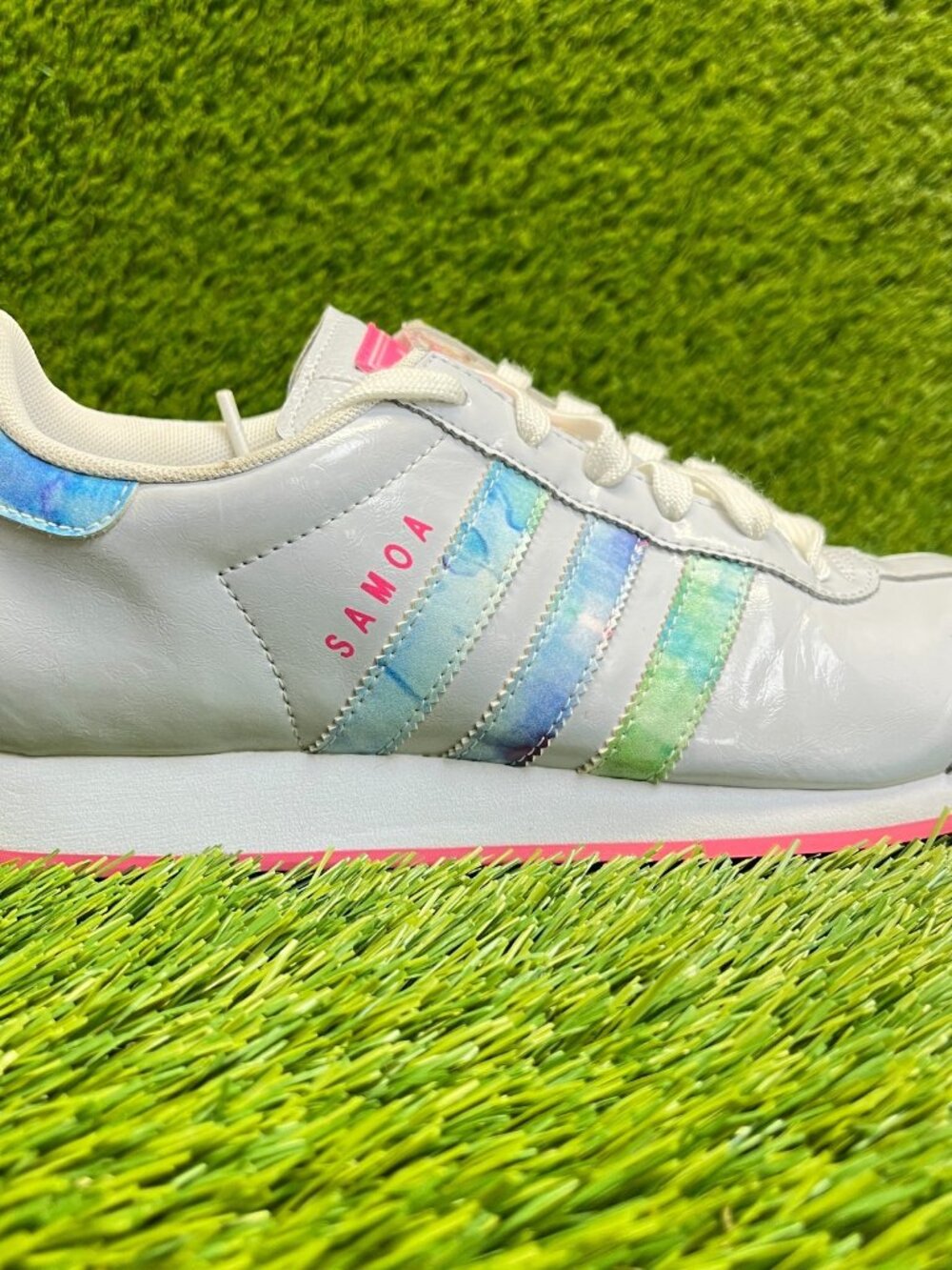 Adidas Samoa Womens Size 7.5 Gray Pink White Athletic Running Shoes Sneakers